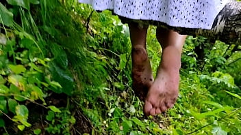 Preview 1 of Simi Lioni - What Wears Upskirt - Milf No Panties - Dirty Sexy Soles