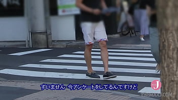 Preview 1 of Kiss Srx - 素人妻ナンパ全員生中出し4時間セレブDX 58 イントロ