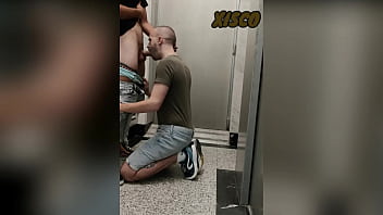 Preview 2 of First Time To Have Sexx - Xisco suck dick in the lift NEIGHBOUR caught us