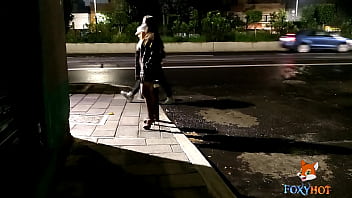 Preview 4 of 14xx Chayna - Exhibiendome en una noche lluviosa en el parque y me voy a parar a Tlalpan nuevamente,  video completo en mi canal premium de xvideos LIKE para mas contenido gratuito. suscribete