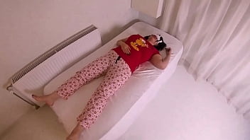 Preview 1 of Bbystar Ig Live Twerk Pornpage1 - Daddy wakes up stepdaughter with a cock inside her.