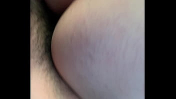 Preview 1 of Maids Fucked Hard - rapidin en el ba&ntilde_o nena de 18 a&ntilde_itos comiendo verga en el ba&ntilde_o de su casa 4