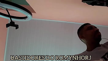 Preview 2 of Takondo - NO RIO DE JANEIRO ATOR PORN&Ocirc_  MOSTRANDO POUCO DO SEU DIA DIA