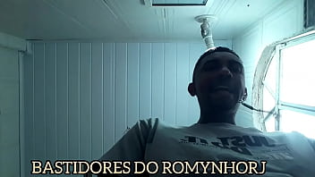 Preview 3 of Takondo - NO RIO DE JANEIRO ATOR PORN&Ocirc_  MOSTRANDO POUCO DO SEU DIA DIA