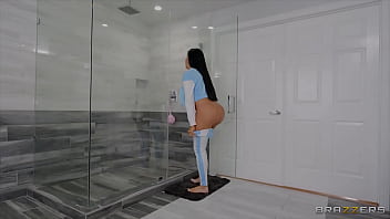 Preview 2 of Cute Girl Xxx Hd Videos - Trainer Wants To Fuck: Part 2 / Brazzers  / download full from http://zzfull.com/wants