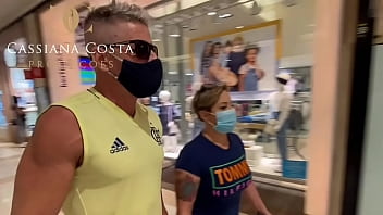 Preview 2 of Japang Scolh - Menage top com a Cassiana Costa