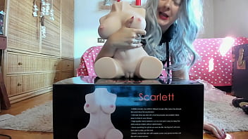 Preview 2 of Forced To Sex Creampie - Nicoletta Embassi per Tantaly.com unboxing di una bellissima bambola per adulti tutta da scopare