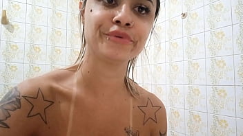 Preview 1 of Chat Vietnam - Ap&oacute_s o Banho Senti tes&atilde_o e meti o consolo na buceta e no cu e gozei horrores - https://izabelapimenta.com/