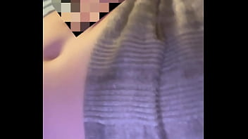 Preview 4 of Fucks Her Creampie - Sucking my girl&#039_s belly button