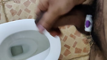 Preview 2 of Young Cunt Messed Up - Masturbating Cock ring