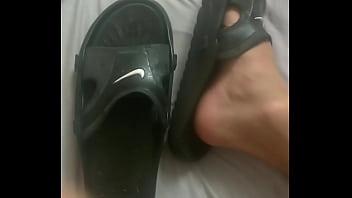 Preview 3 of Love Young Porno - nike getasandals
