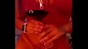 Preview 1 of Loudly Hard - Tomando Um Drin*k e Rebolando a Raba! | Funk # 51