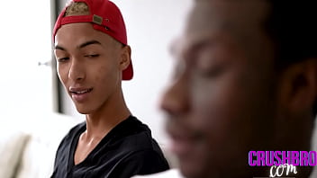 Preview 1 of 40minut Xxx - Coming Between The Twins Diego,  Dante,  Parker Payne