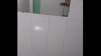 Preview 4 of Fist Ti Fock Cute Tinn Porn - Con mi amiga cogimos bien rico siganme y subo la primera parte