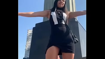 Preview 1 of Indian Blue Filim - Novinha sem calcinha no cristo redentor. Lalla Potira