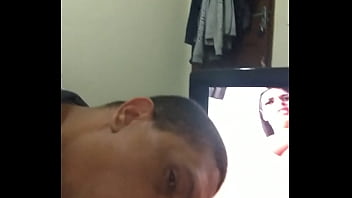 Preview 2 of Bouzen Kreyol - Chupando meu amigo hetero at&eacute_ ele gozar