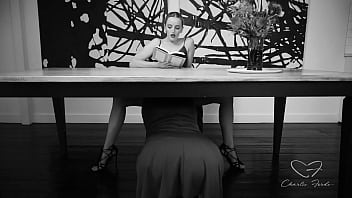 Preview 4 of Hd Anal Pirn - Charlie Forde Got Her Cunt Eaten By Amber Moore As She Reads!