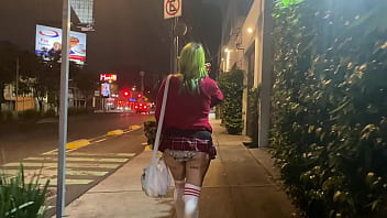 Preview 1 of Special Guest Boss - Se fue de pinta y se masturba en la calle hasta lograr un squirting