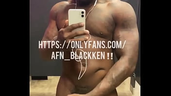 Preview 2 of 3g Xxxbf Vedo - Meet me in the locker room