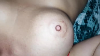 Preview 1 of Nympho Peta - Masajito con los juguetes