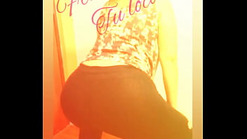 Preview 2 of Korean Office Girl - PERREO A LO LOCO