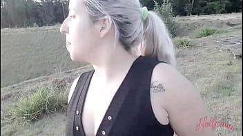 Preview 1 of Sania Miwza - Sexo com loira na estrada