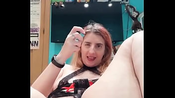 Preview 1 of Free Russian Fuck - ( Actriz gemma gomory) probando  unas bolas chinas