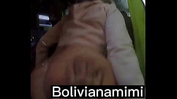 Preview 4 of Barzzare Xxxvideo - Alguen quer viajar de onibus conmigo? ... prometo me portar bem    Transando no onibus... vem ver o video completo no bolivianamimi.tv