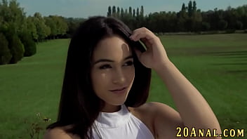 Preview 1 of Pagando Taxi - Petite brunette gets anally pounded