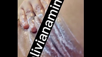 Preview 4 of Hollysafara21 - Ya estaba peludita... necesitaba rasurarme la conchita    Video completo en bolivianamimi.tv