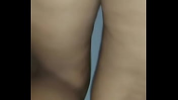 Preview 2 of Miss Come Com - Hot pussy and great butt going to take a shower
