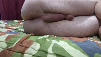 Preview 1 of Dad Barg - Primeiro treino de Fisting