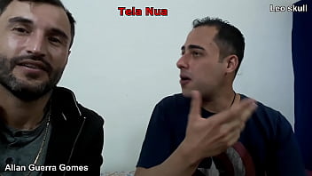Preview 3 of Schwarz Dr - leo Skull bate um papo com Allan Guerra Gomes no set de grava&ccedil_&atilde_o do Tela nua