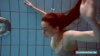 Preview 2 of New Reyal Sxe Video Npli - Perfect body teen Lola enjoys the moment