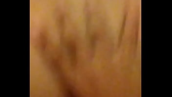 Preview 4 of Xxx Np4 - Ela sentando e eu botando o dedo no cuzinho