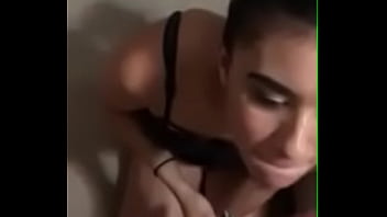 Preview 1 of Loud Screaming Rough - Esperando leche en carita