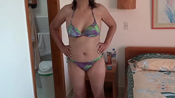 Preview 4 of Dieketseng Fucked At Botshabelo - Intermediate Video - My Latina wife 58 year old hairy mother enjoys the beach,  flashes herself,  masturbates,  moans,  orgasms,  wants to fuck,  big cumshot on her hairy pussy