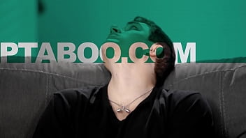 Preview 1 of Amuater Woman - Brooke Banner Keep Smothring Me