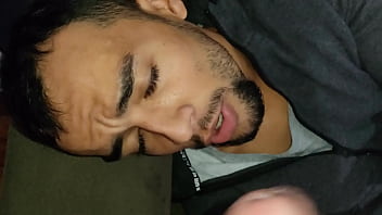 Preview 4 of Sex Bbe - Meu namorado pauzudo dando mamar