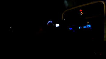 Preview 1 of Moms Dad Xxx - TBT Uber Dotado Viu Meu Rab&atilde_o e Ficou de Pau duro no Carro (COMPLETO NO XV RED E SHEER) pediu pra eu passar a marcha mas era o pau dele,  pau grande e grosso me levou pra casa e me fodeu escondido