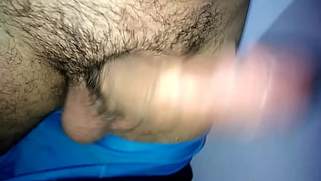 Preview 4 of Vestidores 25 - Moviendo el poll&oacute_n dentro de ti