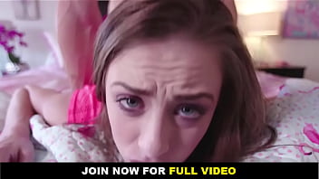 Preview 2 of Ww Red Tub Xxx First Time - Turned my step Sister Bite the pillow - RealitySinners.com