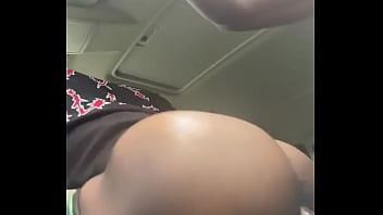 Preview 2 of Eric Videos - Dando pro casado no carro enquanto ele esperava a esposa