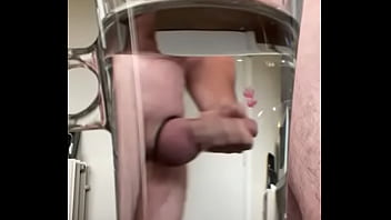 Preview 2 of Morning Joy Xxx Video - Spuiten onder water