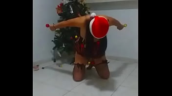 Preview 4 of Xxx Videos Nouwar Kompoz E U - Una esclava en navidad