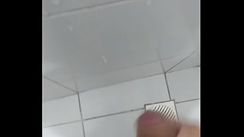Preview 4 of Kemberly Xnxx Video 2017 - Gozando muito no banheiro.