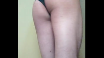 Preview 1 of Delhi Desi Cudai Video - Probando mi tanguita negra