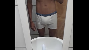 Preview 1 of Ngocok Memek Keluar Mani - V&iacute_deo de verifica&ccedil_&atilde_o