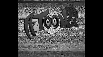 Preview 4 of Xstream Parody - de que color es mi calzoncillo