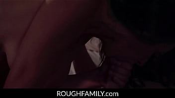 Preview 1 of Xnxx Kod - RoughFamily.com ⏩ Slut Milf Fuck a Green Man For Money - Reagan Foxx